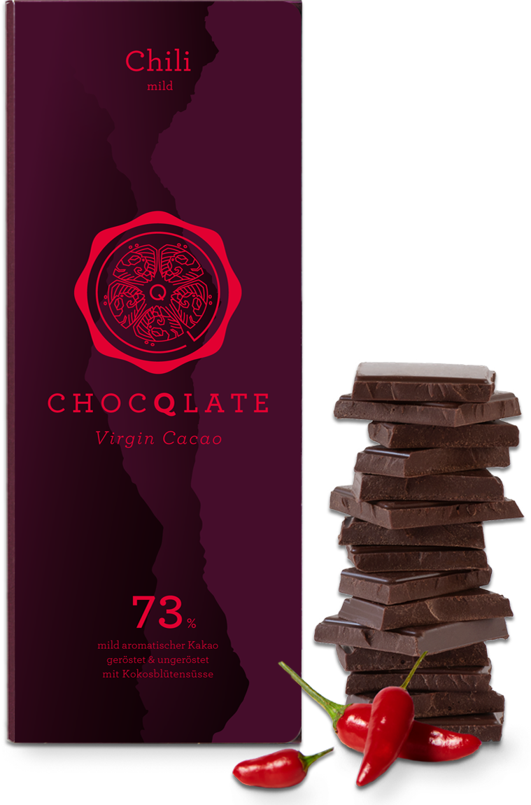 CHOCQLATE Chili Bio Schokolade 73 % – Verpackung, Schokoladenstücke und Chili