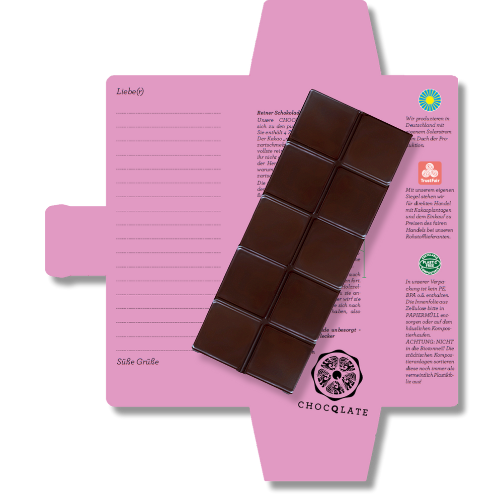 CHOCQLATE „Gänsehaut lügt nie“ Schokolade 50 % mit Haselnussmus – Verpackung, Schokoladenstücke und Haselnüssen
