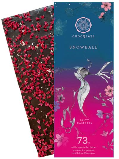 CHOCQLATE Himbeere & Salz Bio Schokolade 73 % – Verpackung und Schokolade mit Himbeeren und Salz